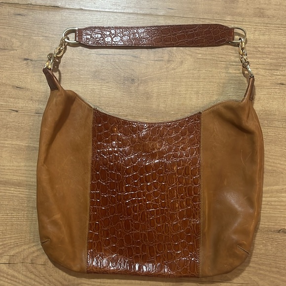 Genuine Calfskin Large Leather Shoulder Purse - Picture 2 of 9